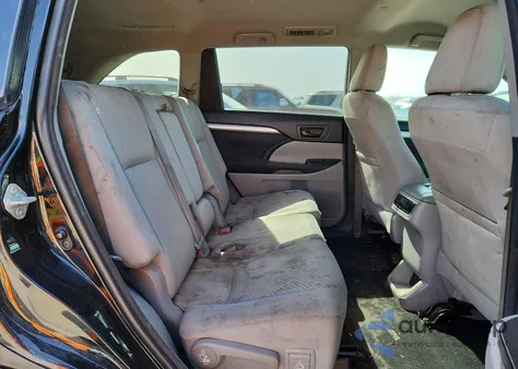 2015 Toyota Highlander Le from USA, damaged, VIN 5TDZKRFH2FS073685